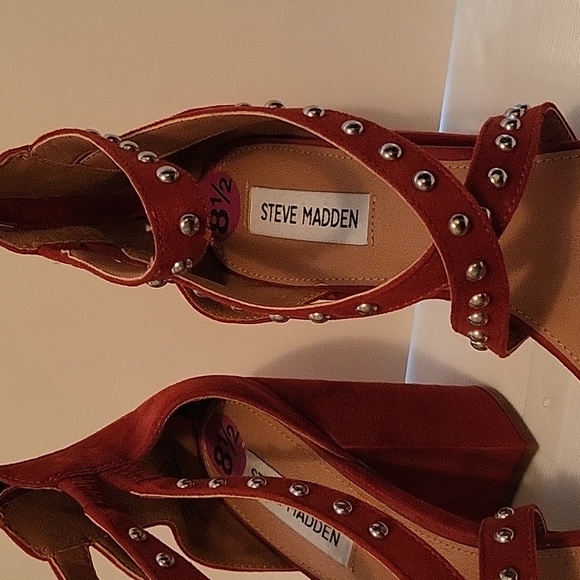 Summer strappy shoe. - Picture 4 of 8